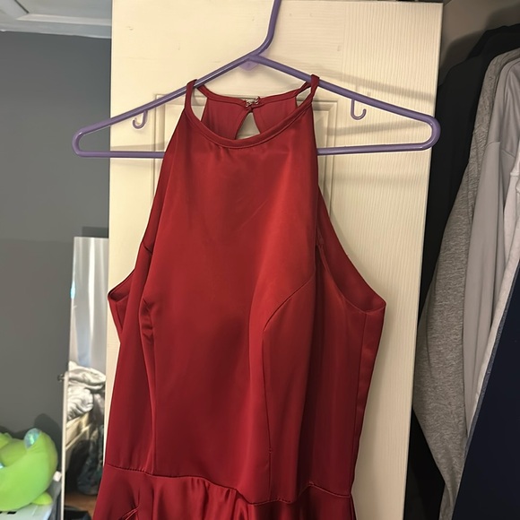 Red dress - Picture 1 of 3